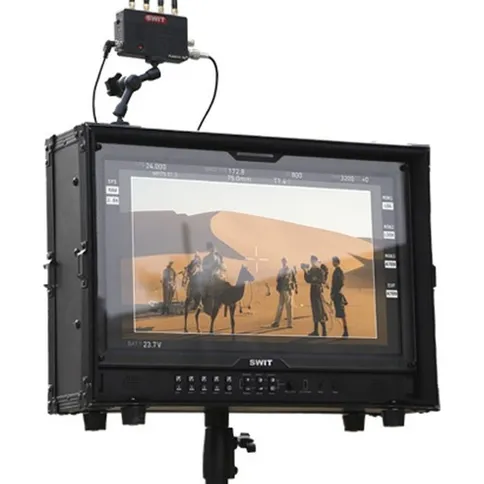 SWIT-FM-215HDR-21-5-inch-1000-nits-12G-SDI-HDR-Field-Monitor_2.jpg