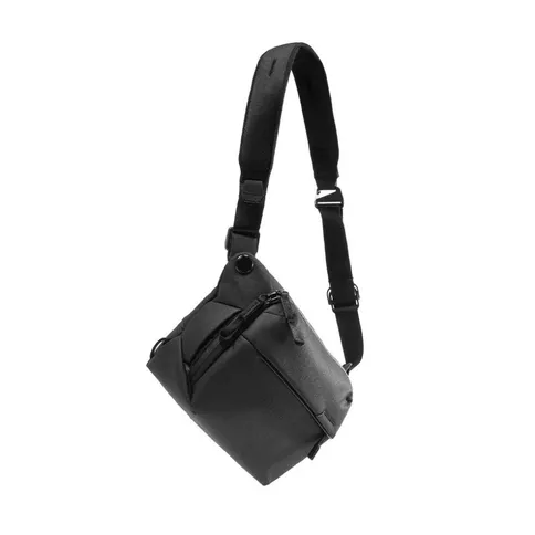 Peak-Design-Everyday-sling-6L-V3-black_4.jpg