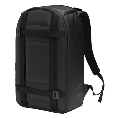 Ramverk_Backpack_26L_BlackOut_2.jpg