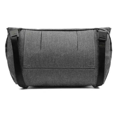 Peak-Design-Field-Pouch-V2-charcoal_4.jpg