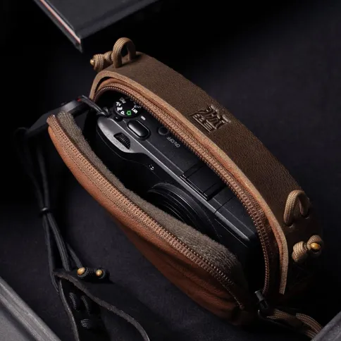 Wotancraft-Portable-Pouch-size-S-brown-leather_5.jpg