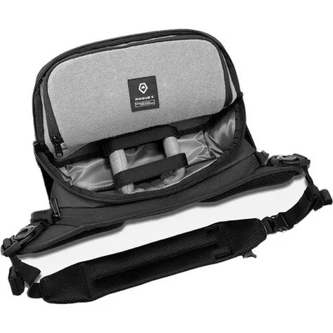 WANDRD-ROGUE-Sling-6L-Black-V2_2.jpg