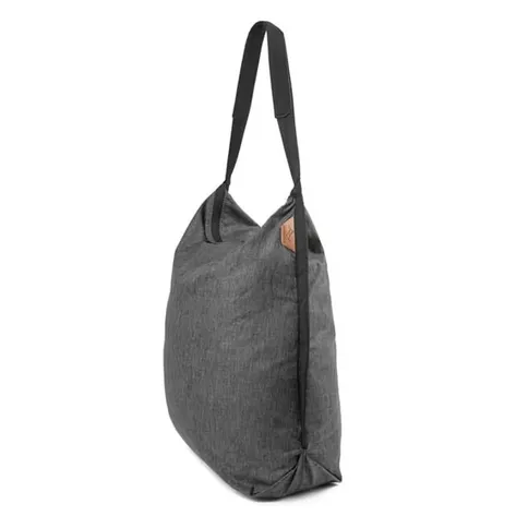 Peak-Design-Packable-Tote-V2-charcoal_2.jpg