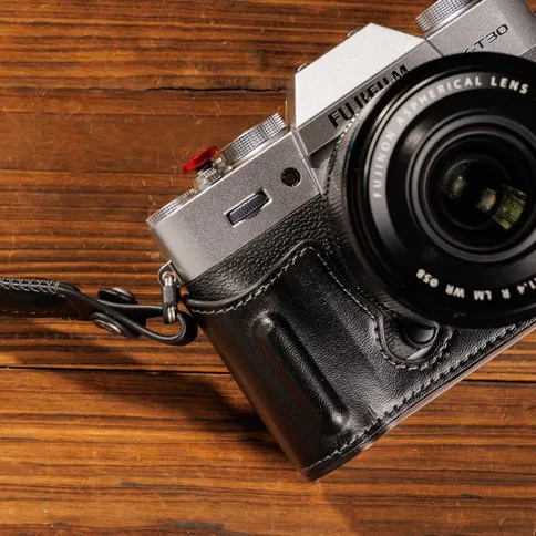 SmallRig-5669-Leather-Half-Case-Kit-for-FUJIFILM-X-T30-X-T30-II-X-T30-III-Black_6.jpg