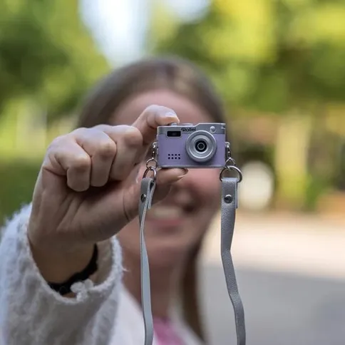 7_rollei_digital_Camera_mini.jpg