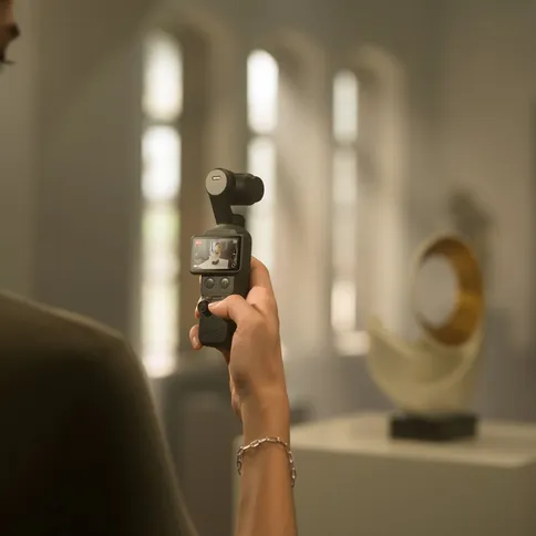 DJI_Osmo_Pocket_4_Feature_Landscape_Locked.jpg