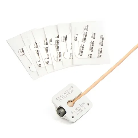 2_bubblebee_thelavconcealer_sennheiserMKE-2_WH.jpg