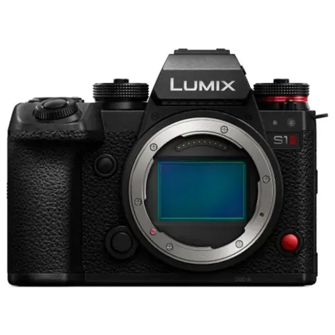 2_Panasonic Lumix.jpg