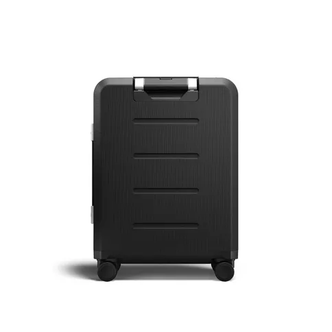 The-Ramverk-Carry-on-Pro-Luggage-Black-Silver_3.jpg