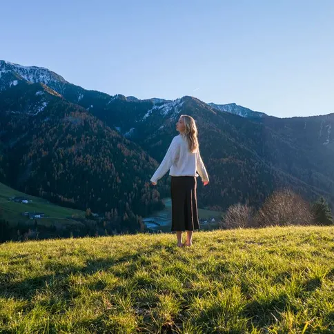 DJI_Osmo_Pocket_4_Shot-on_Hiking_04_14-Stop_Dynamic_Range.jpg