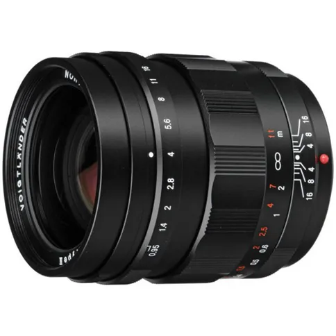 voigtlander_mft_25mm_0-95_1.jpg