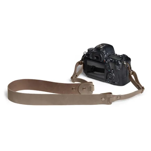 the_hantler_camera_strap_taupe_brass_2.jpg