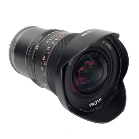 Loawa-12mm-f28-zero-d-voor-sony-fe-zijkant.JPG