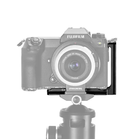 sunwayfoto-lbracket-fuji-gfx100s-50sii-1.jpg