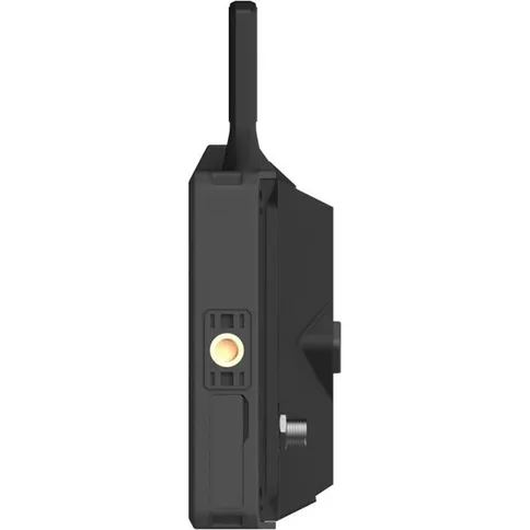 Hollyland-Pyro-Wireless-Transceiver-Monitor-Kit-5-5-inch-7-inch_4.jpg