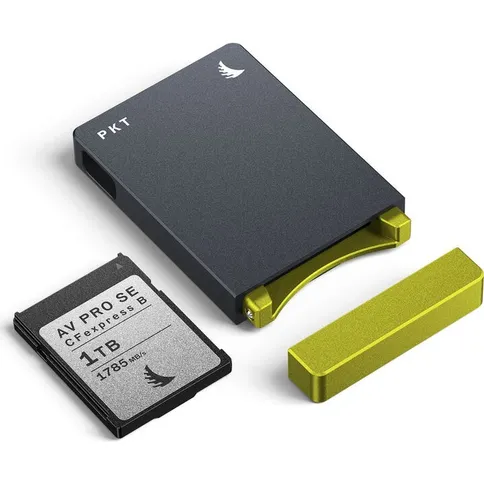 Angelbird-CFexpress-B-Card-Reader-PKT_5.jpg