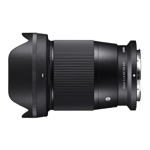 Sigma_16mm_f1.4_1.jpg