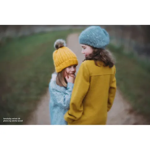 lensbaby_velvet_56_black_NikonZ-4.jpg
