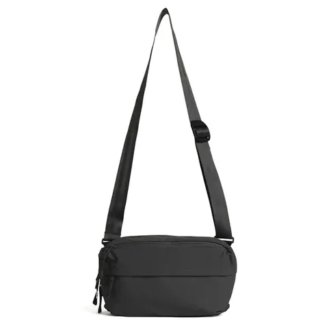 Moment-Switch-Sling-4L-black_4.jpg