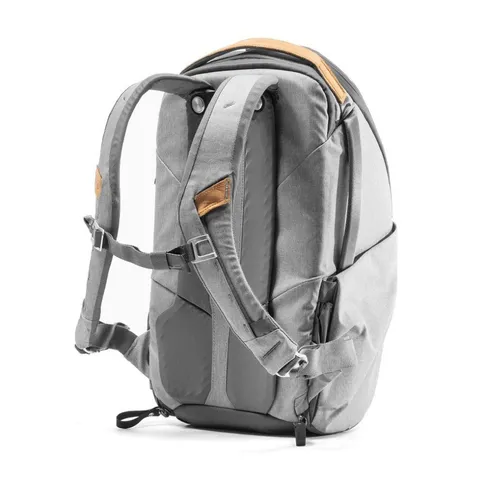 Peak-Design-Everyday-backpack-Zip-20L-V3-ash_3.jpg