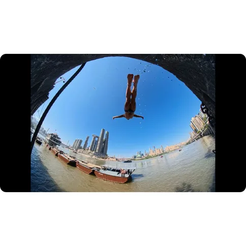 7_insta360_ultrawidelens_acepro2.jpg