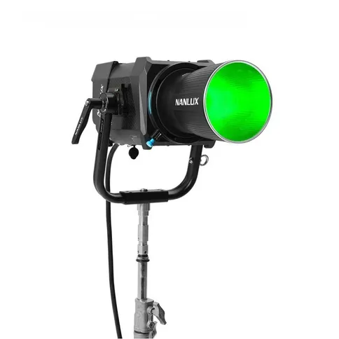 Nanlux-Evoke-900C-RGBLAC-Spot-Light_6.jpg