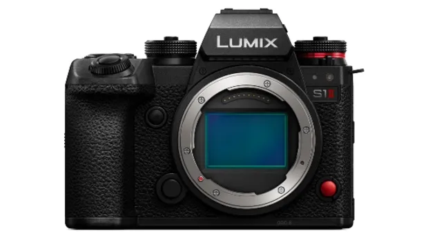 panasonic_lumix_s1II.webp