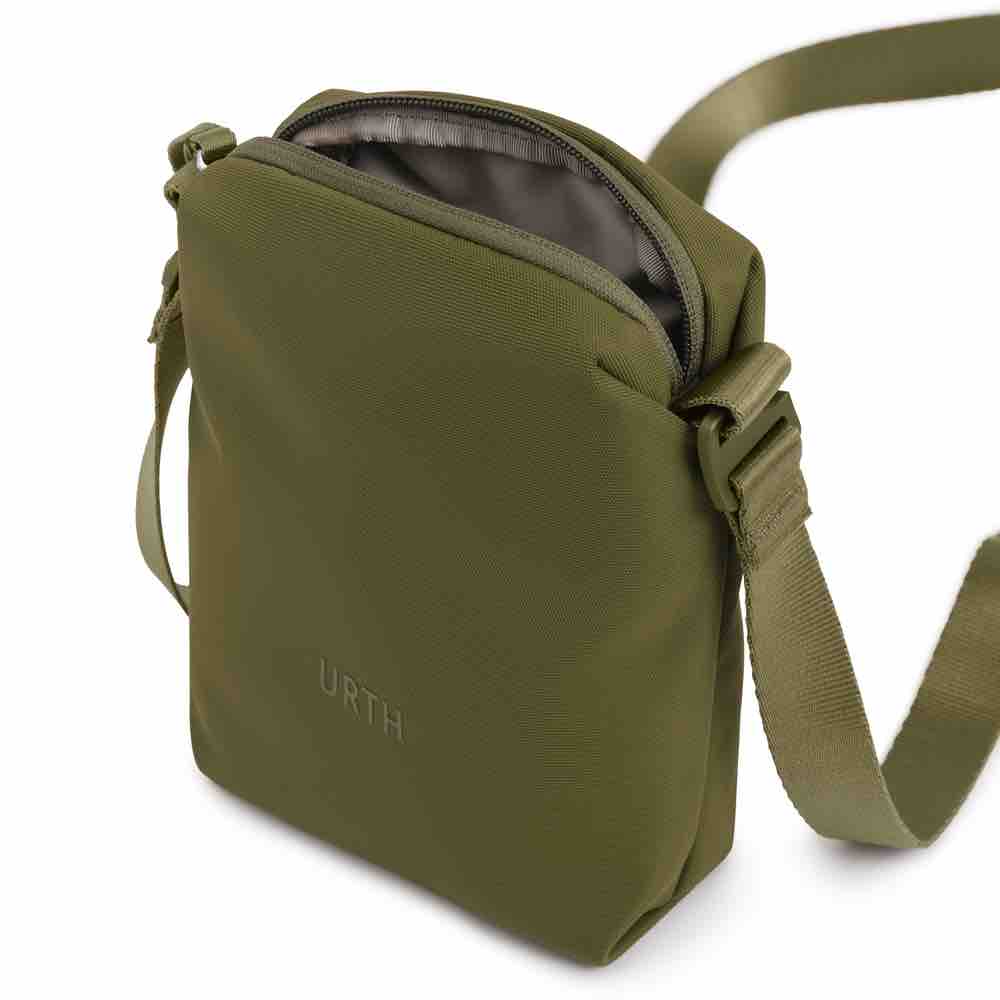 Urth Andesite Camera Pouch, green
