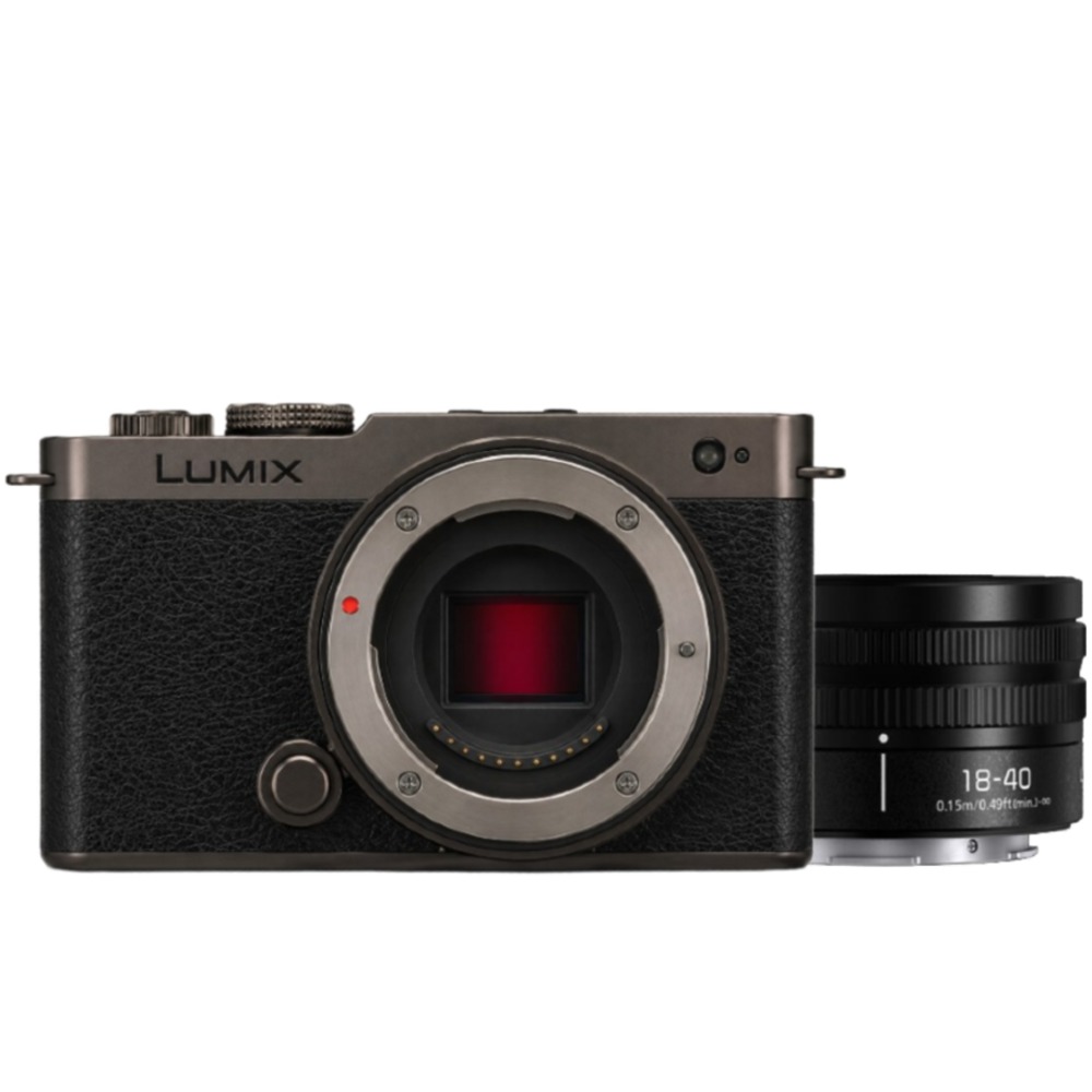 Panasonic Lumix S9 Titanium Black + Lumix S 18-40mm F/4.5-6.3